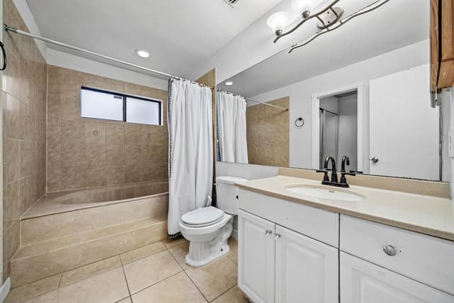 4012 Palm Bay Circle # A, West Palm Beach FL 33406 - West Palm Beach, FL - Photo 6
