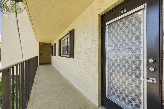 367 S Federal Highway # A209, Deerfield Beach FL 33441 - Deerfield Beach, FL - Photo 4