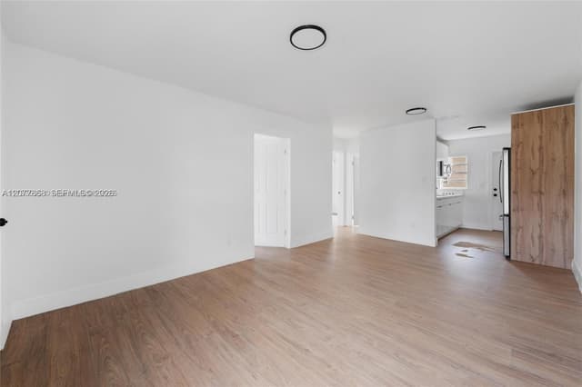 417 NW 15th Ave, Fort Lauderdale FL 33311 - Fort Lauderdale, FL - Photo 6