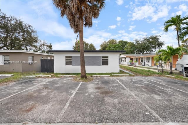 417 NW 15th Ave, Fort Lauderdale FL 33311 - Fort Lauderdale, FL - Photo 3