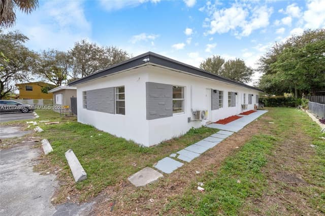 417 NW 15th Ave, Fort Lauderdale FL 33311 - Fort Lauderdale, FL - Photo 4