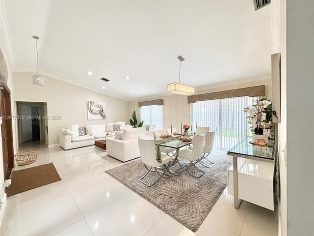 8541 NW 54th St, Lauderhill FL 33351 - Lauderhill, FL - Photo 7