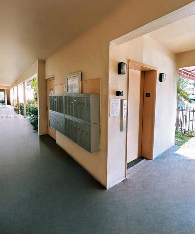 1885 NE 121st St # 16, North Miami FL 33181 - North Miami, FL - Photo 5