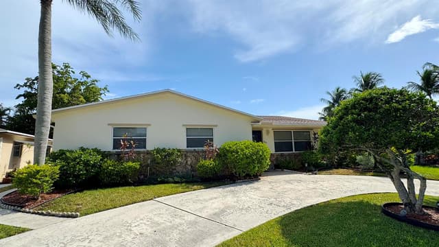 310 SE 4TH Terrace, Dania Beach FL 33004 - Dania Beach, FL - Photo 5