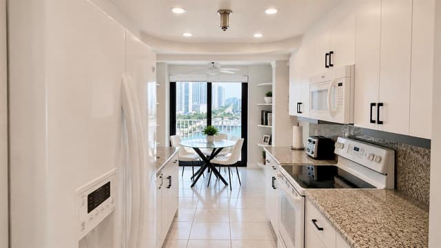 210 174TH Street # 1901, Sunny Isles Beach FL 33160 - Sunny Isles Beach, FL - Photo 3