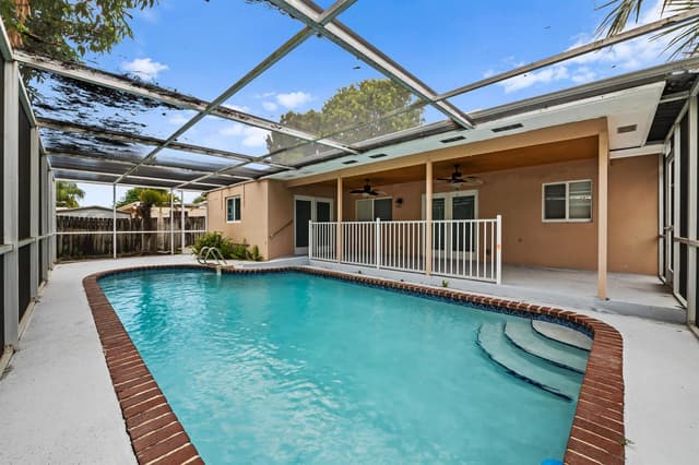 6981 SW 1ST Court, Margate FL 33068 - Margate, FL - Photo 5