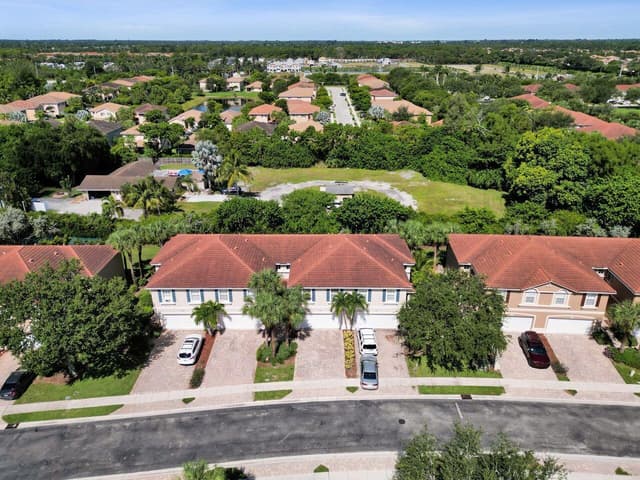 4603 Cohune Palm Court, FL 33463 - Photo 2