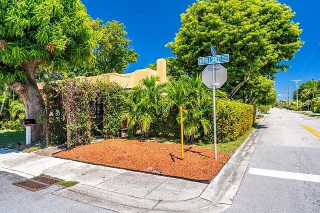 1602 N L Street, FL 33460 - Photo 2