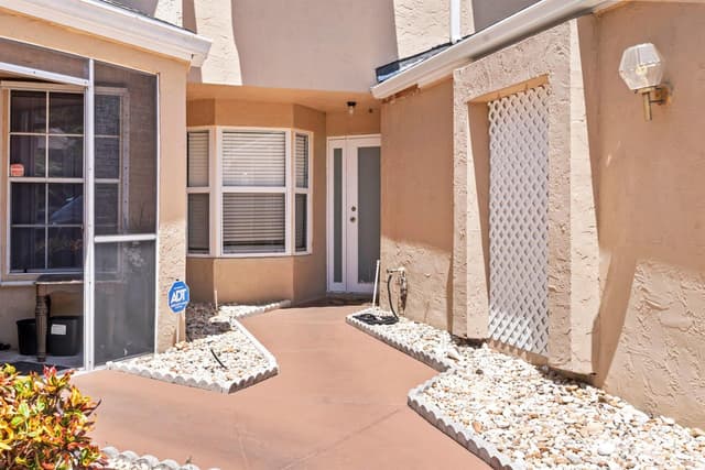7127 WOODMONT Way # 7127, Tamarac FL 33321 - Tamarac, FL - Photo 2