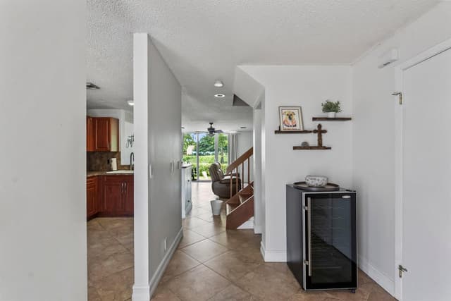 7127 WOODMONT Way # 7127, Tamarac FL 33321 - Tamarac, FL - Photo 3