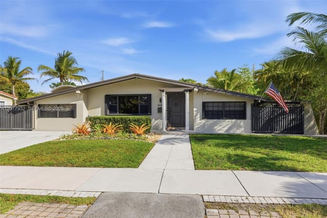 2485 NE 214th St, Miami FL 33180 - Miami, FL - Photo 3