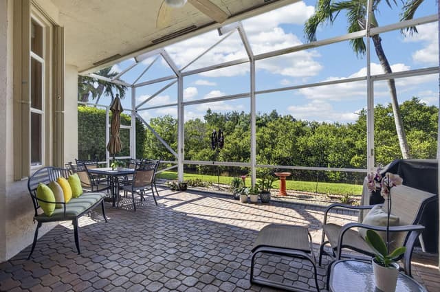 9902 Via Elegante, Wellington FL 33411 - Wellington, FL - Photo 2
