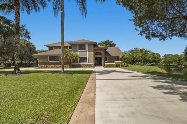 3151 SW 133rd Ter, Davie FL 33330 - Davie, FL - Photo 2