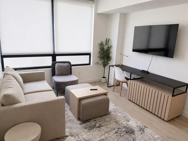 225 N Miami Ave # 2810, Miami FL 33128 - Miami, FL - Photo 4