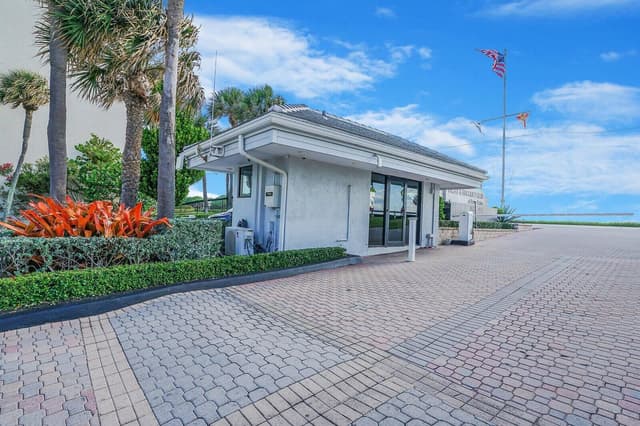 2727 N Ocean Boulevard # 203, Boca Raton FL 33431 - Boca Raton, FL - Photo 2