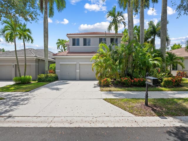1204 Camellia Circle, Weston FL 33326 - Weston, FL - Photo 3