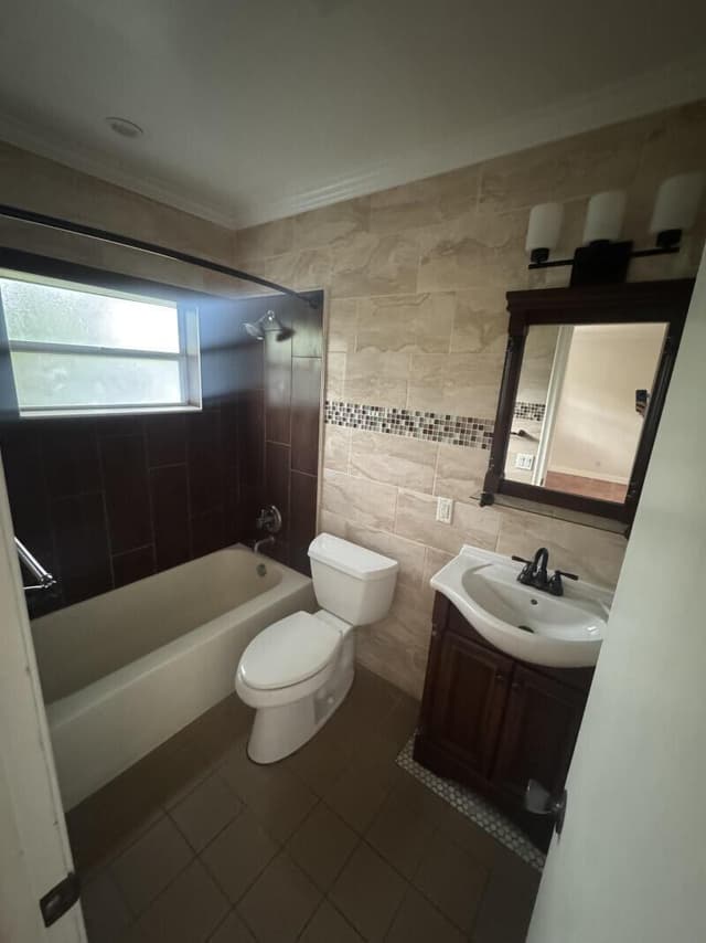 1640 NE 4th Place, Fort Lauderdale FL 33301 - Fort Lauderdale, FL - Photo 7