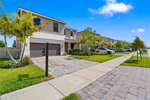 1325 NE 2nd Ct, Homestead FL 33033 - Homestead, FL - Photo 2