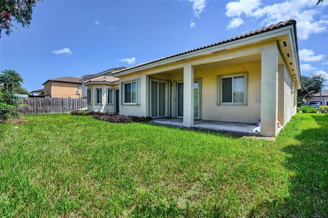 1971 SE 21st Ct, Homestead FL 33035 - Homestead, FL - Photo 6