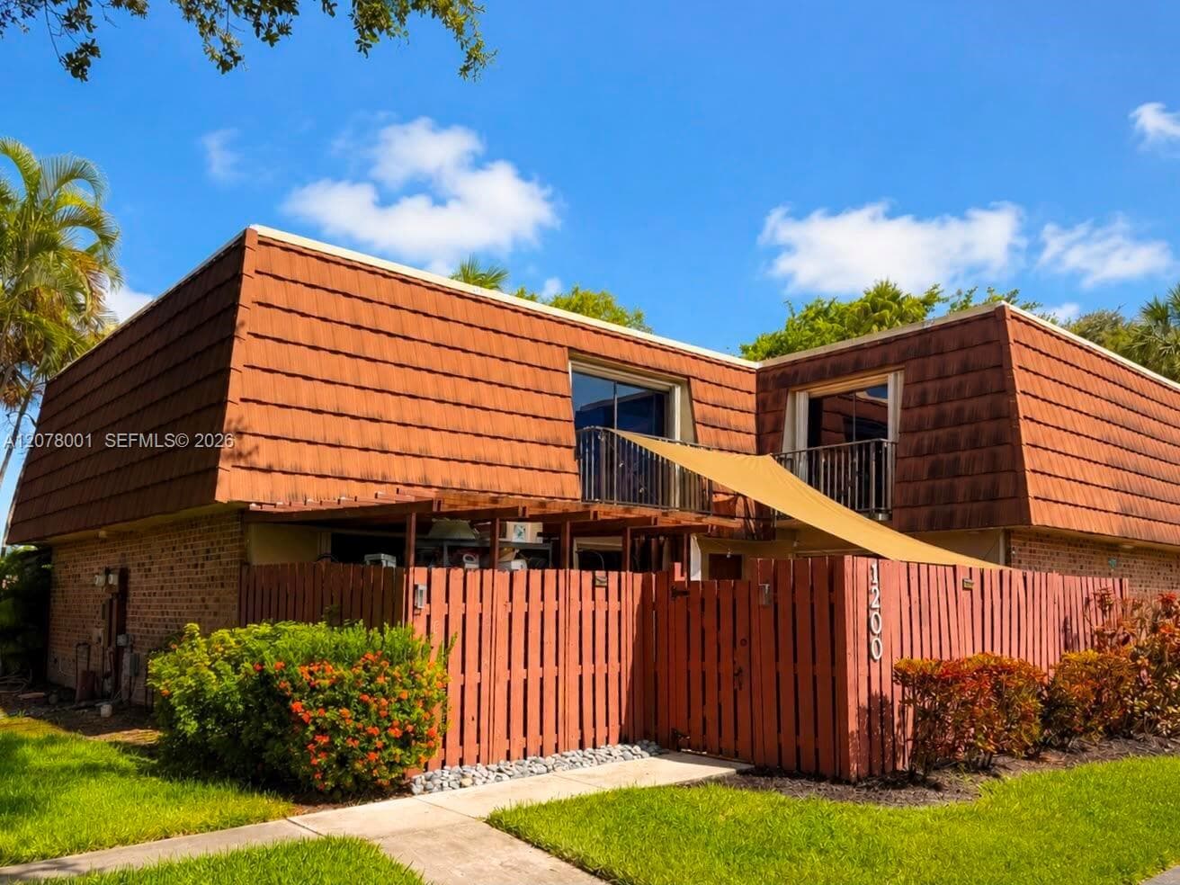 1200 SW 118th Ter # 1200, Davie FL 33325 - Davie, FL - Photo 1