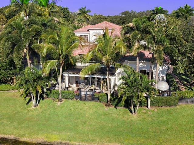 2508 Mizner Lake Court, Wellington FL 33414 - Wellington, FL - Photo 2