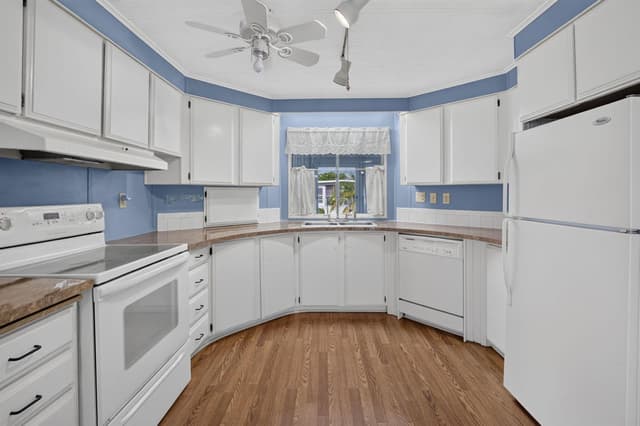 39019 GAYLE BAY, Boynton Beach FL 33436 - Boynton Beach, FL - Photo 4