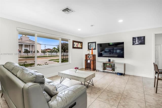 3551 SW 97th Ave, Miami FL 33165 - Miami, FL - Photo 5