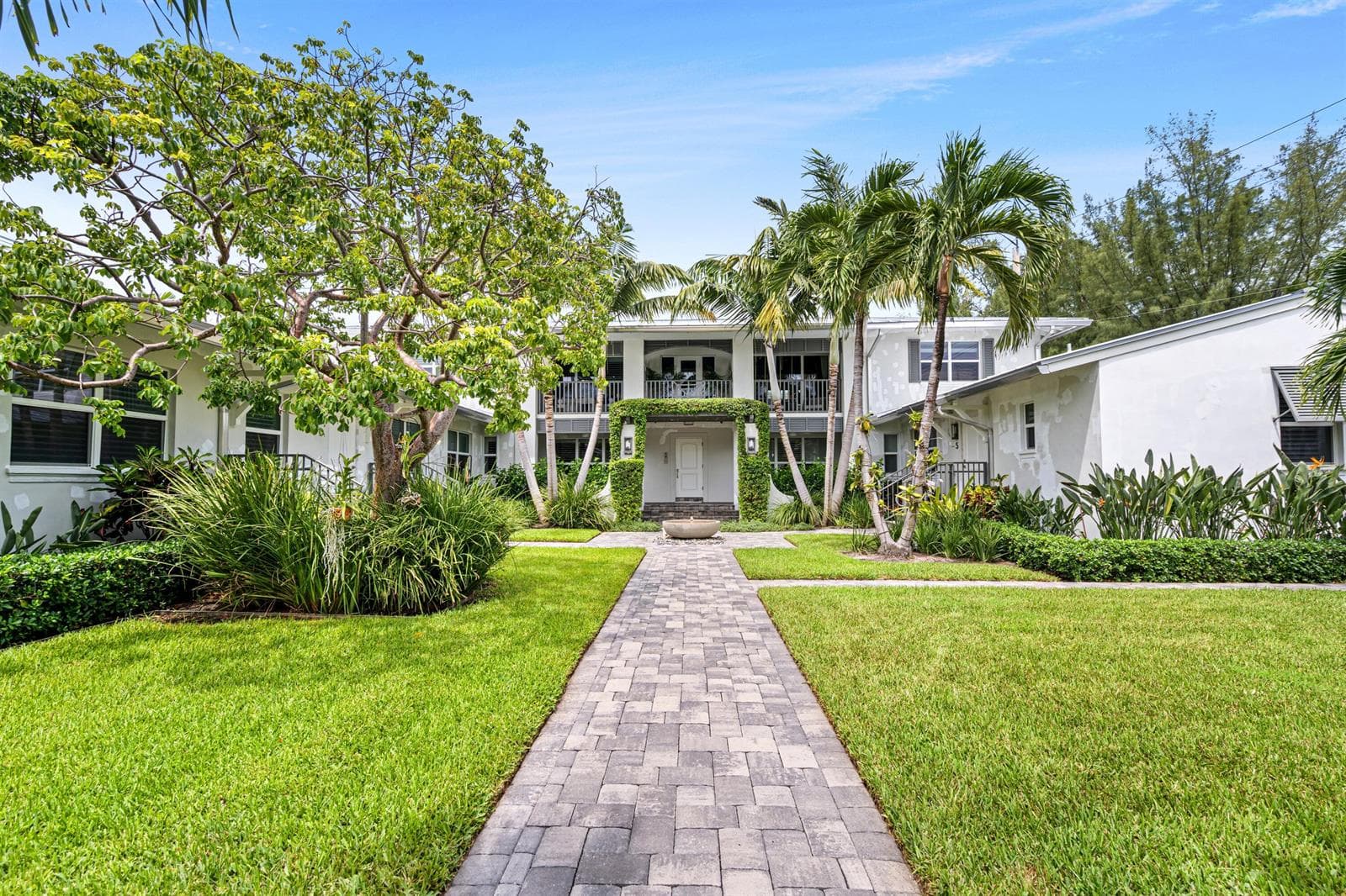 1025 CASUARINA Road # 7, Delray Beach FL 33483 - Delray Beach, FL - Photo 1