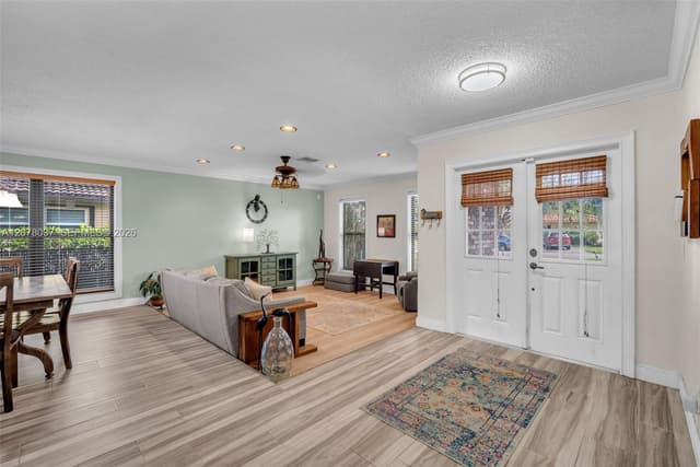 2426 NW 118th Ter, Coral Springs FL 33065 - Coral Springs, FL - Photo 5