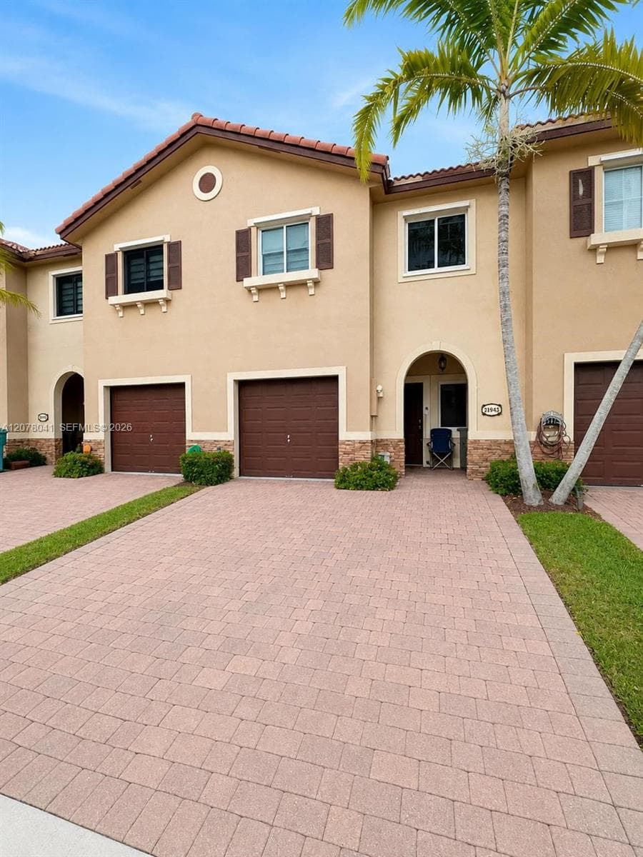 21943 SW 88th Path, Cutler Bay FL 33190 - Cutler Bay, FL - Photo 1