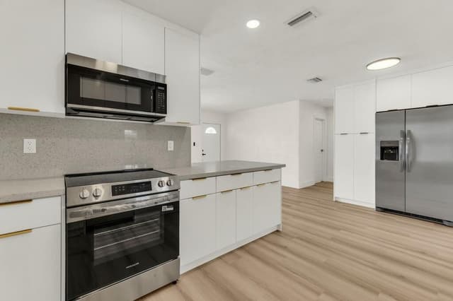 6340 LIBERTY Street, Hollywood FL 33024 - Hollywood, FL - Photo 5
