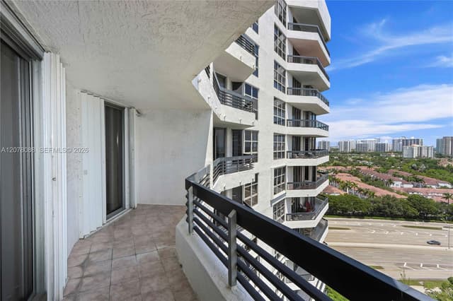 3400 NE 192nd St # 1911, Aventura FL 33180 - Aventura, FL - Photo 5