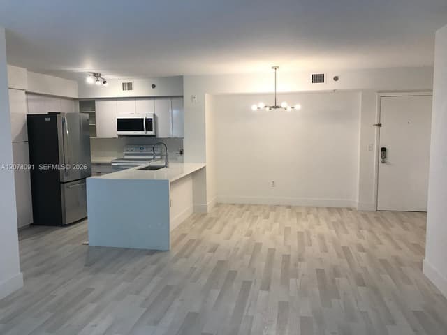 19901 E Country Club Dr # 2405, Aventura FL 33180 - Aventura, FL - Photo 5