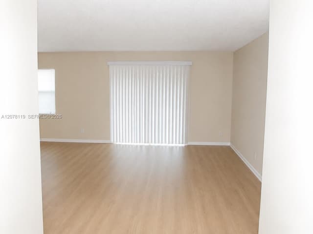 17911 NW 68th Ave # O202, Hialeah FL 33015 - Hialeah, FL - Photo 2
