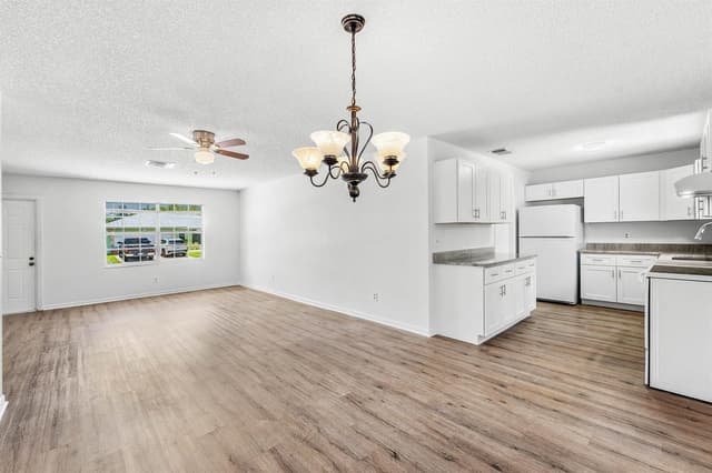 149 Arrowhead Circle, Jupiter FL 33458 - Jupiter, FL - Photo 6