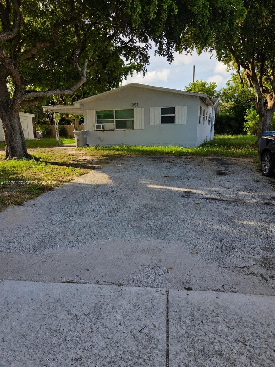 351 NE 25th Ct, Pompano Beach FL 33064 - Pompano Beach, FL - Photo 1