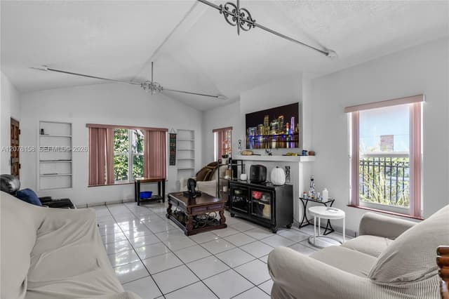 4727 NE 1st Ct, Miami FL 33137 - Miami, FL - Photo 2