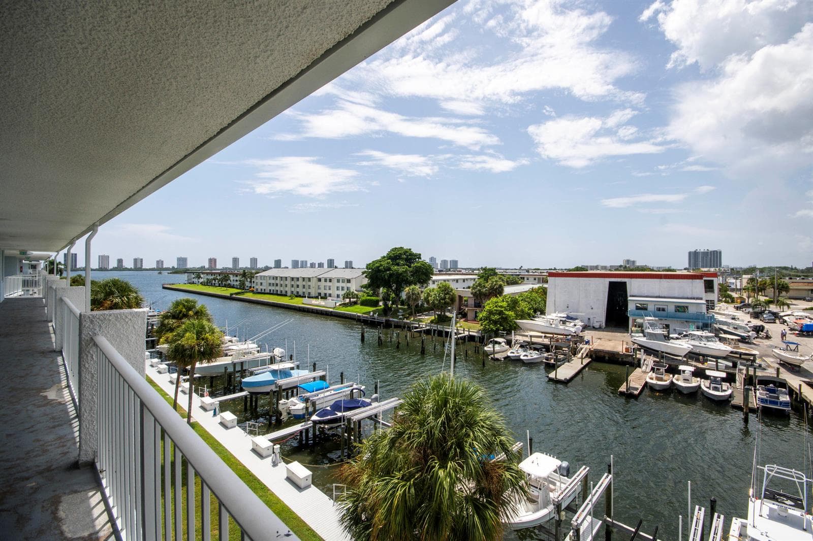 108 Paradise Harbour Boulevard # 514, North Palm Beach FL 33408 - North Palm Beach, FL - Photo 1