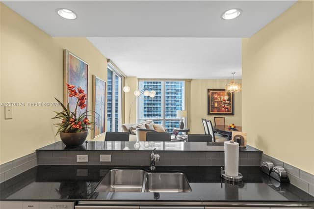 1060 Brickell Ave # 2601, Miami FL 33131 - Miami, FL - Photo 7