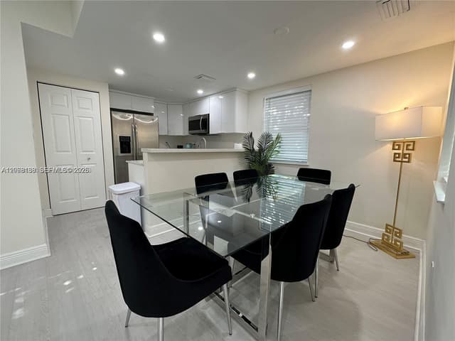 875 NW 2nd St, Miami FL 33128 - Miami, FL - Photo 7