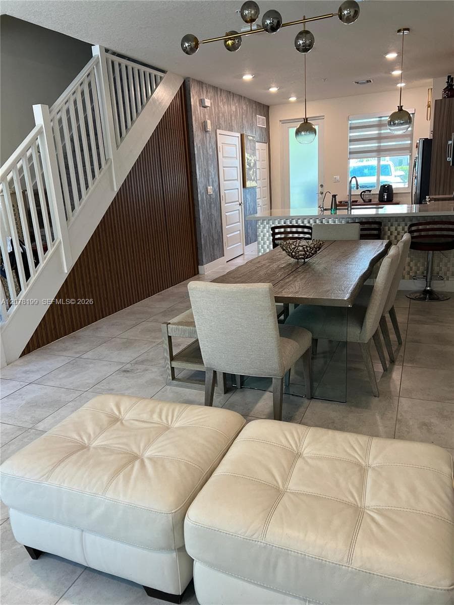 6421 NW 102nd Path # 101, Doral FL 33178
