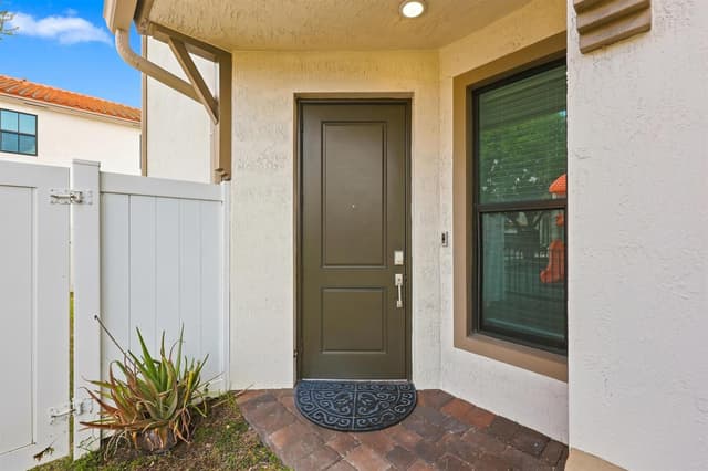 2011 Tamarind Drive, Riviera Beach FL 33410 - Riviera Beach, FL - Photo 3