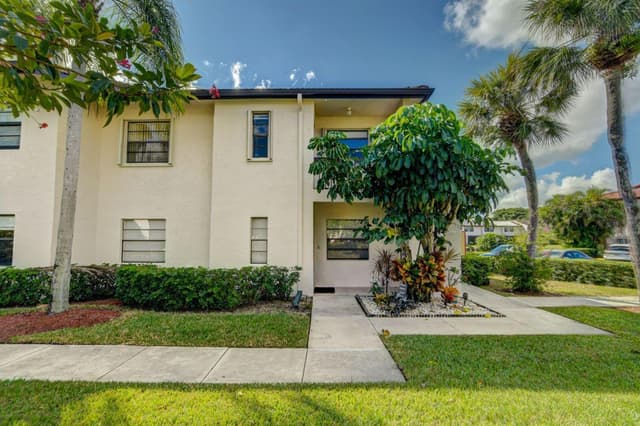 7911 Eastlake Drive # 6H, Boca Raton FL 33433 - Boca Raton, FL - Photo 3
