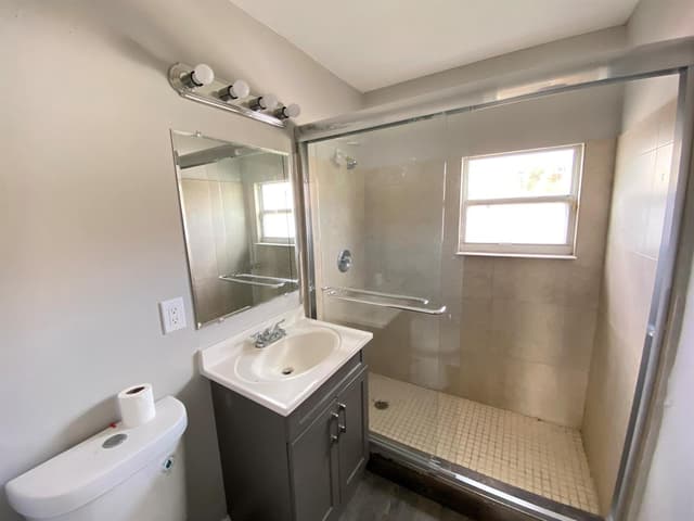 617 N DIXIE Highway, FL 33460 - Photo 6