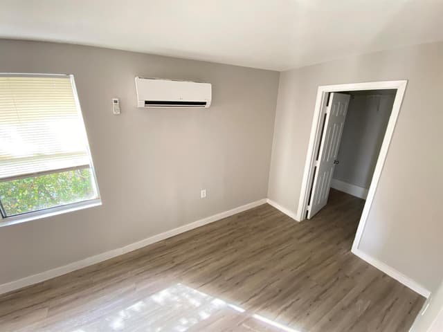 617 N DIXIE Highway, FL 33460 - Photo 3