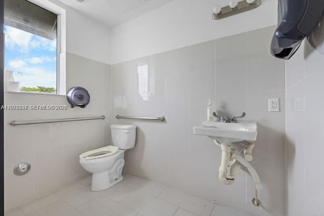 2500 Wilton Dr, Wilton Manors FL 33305 - Wilton Manors, FL - Photo 7