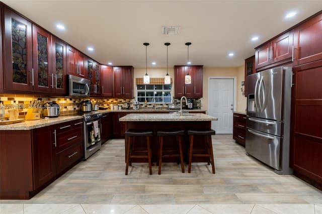 15420 SW 156th Ter, Miami FL 33187 - Miami, FL - Photo 5