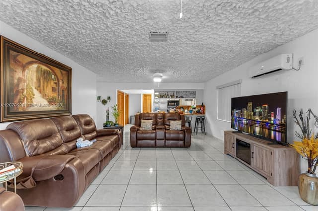 325 SW 122nd Ave, Miami FL 33184 - Miami, FL - Photo 4