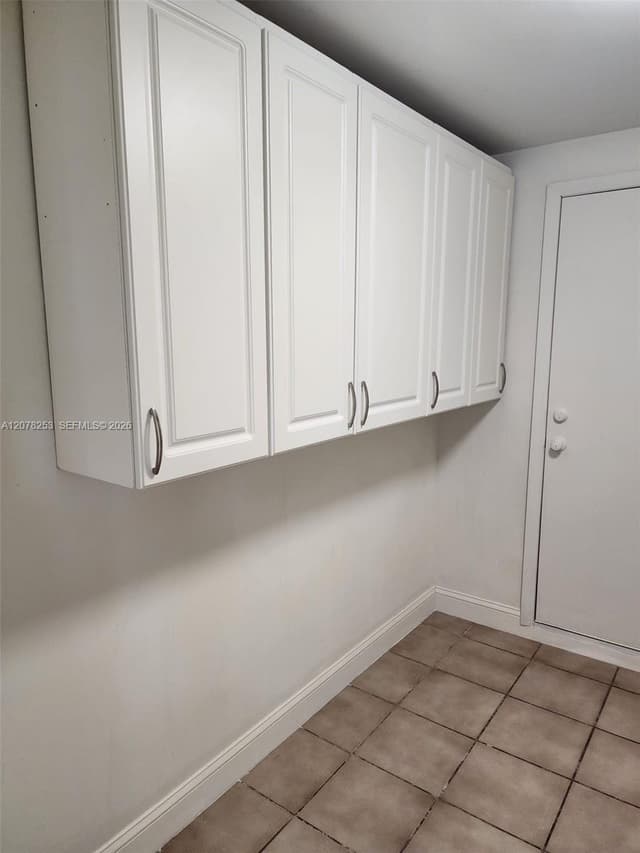 120 NW 18th Ave, Miami FL 33125 - Miami, FL - Photo 3