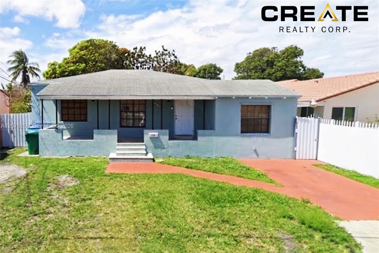 120 NW 18th Ave, Miami FL 33125 - Miami, FL - Photo 1